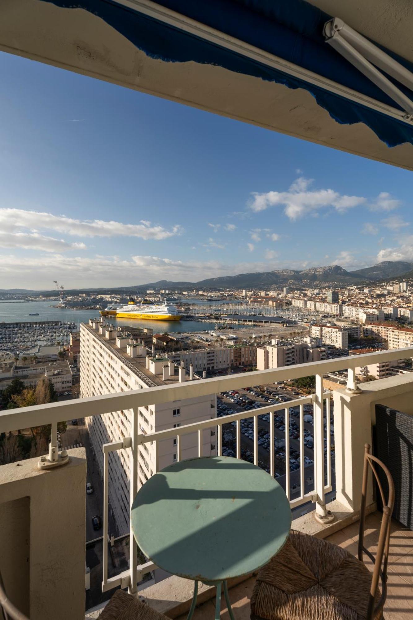 Vue Panoramique, Grand Appartement 2 Chambres A Toulon Luaran gambar